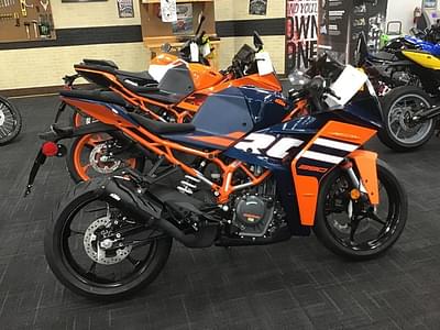 BOATZON | KTM RC 390 BLUEBD 2024