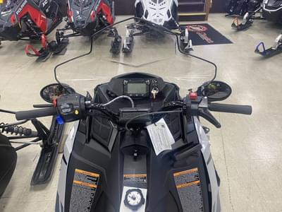 BOATZON | Polaris® 550 VOYAGEUR LXT ES 2025 BOATZON | Polaris® 550 VOYAGEUR LXT ES 2025