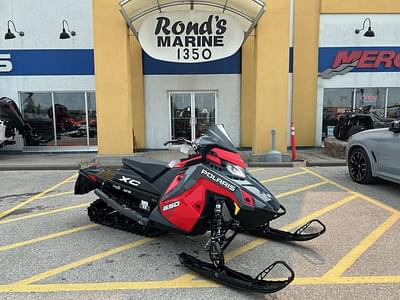 BOATZON | Polaris® 650 Indy XC 129 Gloss Black 2024 BOATZON | Polaris® 650 Indy XC 129 Gloss Black 2024