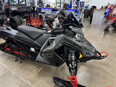 BOATZON | Polaris® 650 Switchback XC 146 Shadow Gray  Gloss Black 2025