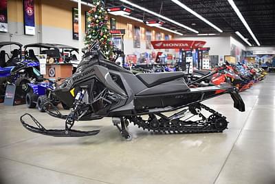 BOATZON | Polaris® 850 Indy VR1 137 Shadow Gray  Gloss Black 2025