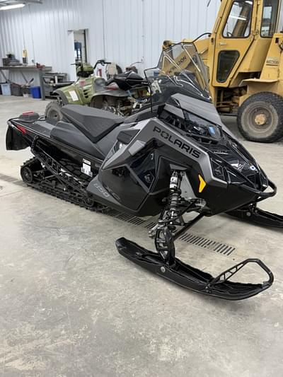 BOATZON | Polaris® 850 Indy XC 137 2022