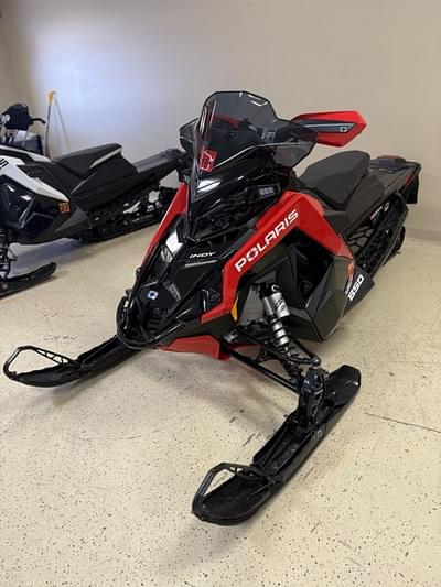 BOATZON | Polaris® 850 Indy XC Launch Edition 137 2021 BOATZON | Polaris® 850 Indy XC Launch Edition 137 2021