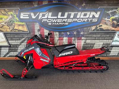 BOATZON | Polaris® 850 PRO RMK Slash 155 Indy Red 2024