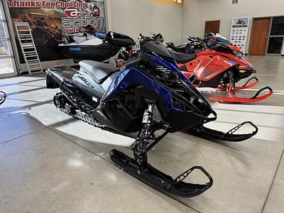 BOATZON | Polaris® 850 Switchback Assault 146 2021