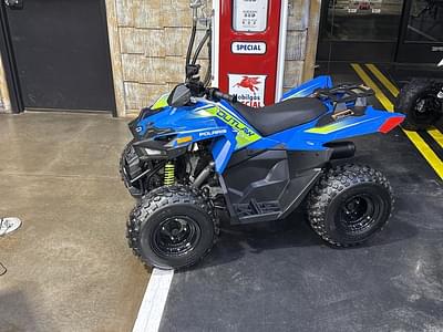 BOATZON | Polaris® OUTLAW 70 EFI  VELOCITY BLUE  LIFTED LIME 2025