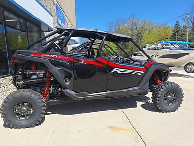 BOATZON | Polaris® RZR Pro XP 4 Ultimate 2025 BOATZON | Polaris® RZR Pro XP 4 Ultimate 2025