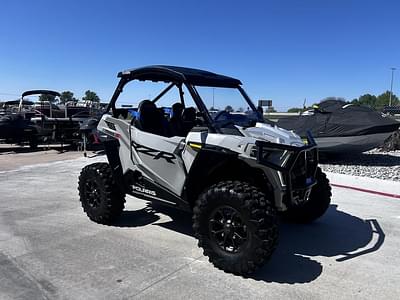 BOATZON | Polaris® RZR Trail S 1000 Premium 2023 BOATZON | Polaris® RZR Trail S 1000 Premium 2023