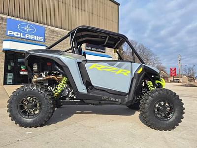 BOATZON | Polaris® RZR XP 1000 Ultimate 2025 BOATZON | Polaris® RZR XP 1000 Ultimate 2025