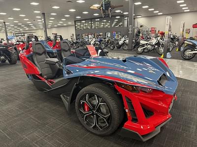 BOATZON | Polaris® SLINGSHOT R AUTODRIVE 2025