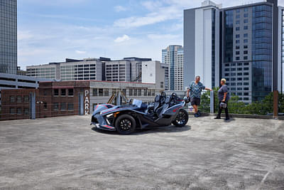 BOATZON | Polaris Slingshot® Slingshot R AutoDrive Phantom Gray 2024