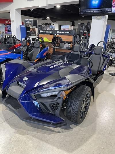 BOATZON | Polaris Slingshot® Slingshot SL AutoDrive Midnight Blue 2024