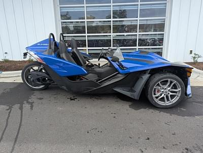 BOATZON | Polaris Slingshot® Slingshot SL Cobalt Blue AutoDrive 2023