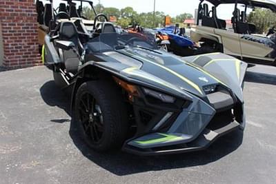 BOATZON | Polaris Slingshot® Slingshot SLR Lime Shadow AutoDrive 2023