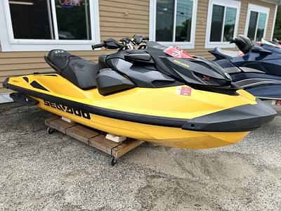 BOATZON | Sea-Doo RXPX 300 IBR  Sound System Millenium Yellow 2021
