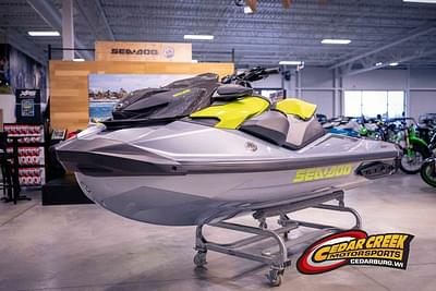 BOATZON | Sea-Doo RXPX 325 Tech BRP Premium A iBR Ice Metal  Manta Green 2025