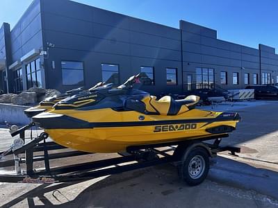 BOATZON | Sea-Doo RXTX 300 Millenium Yellow 2023 BOATZON | Sea-Doo RXTX 300 Millenium Yellow 2023