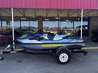 BOATZON | Sea-Doo RXTX 325 Ice MetalMantaGreen 2024