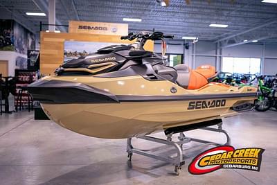 BOATZON | Sea-Doo RXTX 325 Metallic Tan Lava Red Premium 2025 BOATZON | Sea-Doo RXTX 325 Metallic Tan Lava Red Premium 2025