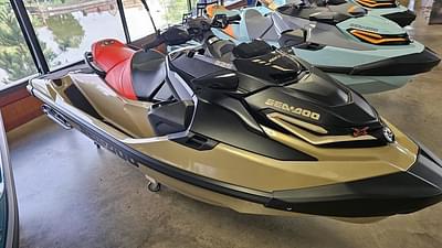 BOATZON | Sea-Doo RXTX 325 Metallic Tan  Lava Red Premium 2025
