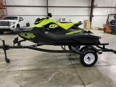 BOATZON | Sea Doo SPARK TRIXX 2 UP 90 2023