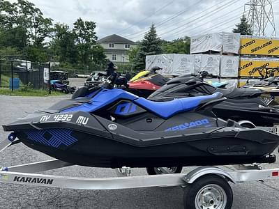 BOATZON | Sea-Doo Spark Trixx 3up Rotax 900 HO ACE iBR 2023
