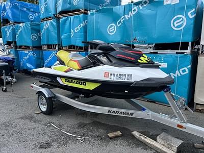 BOATZON | Sea-Doo Wake 155 2015