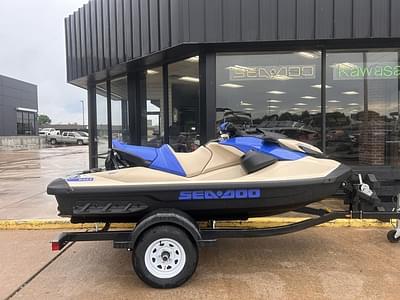 BOATZON | Sea-Doo Wake 170 BRP Premium Audio iDF iBR 2025