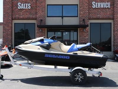 BOATZON | Sea-Doo Wake 170 BRP Premium Audio iDF iBR 2025