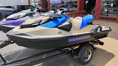 BOATZON | Sea-Doo Wake 170 BRP Premium Audio iDF iBR 2025