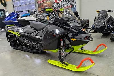 BOATZON | Ski-Doo Backcountry XRS Rotax 850 ETEC 154 ES PowderMax II 25 LCD Black 2023