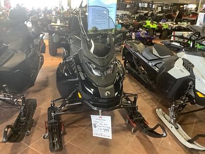 BOATZON | Ski-Doo Grand Touring LE 900 ACE 137 Silent T II 125 2025