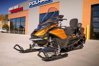 BOATZON | Ski-Doo Grand Touring LE with Platinum Package 900 ACE Turbo R 137 Silent Ice T II 2025