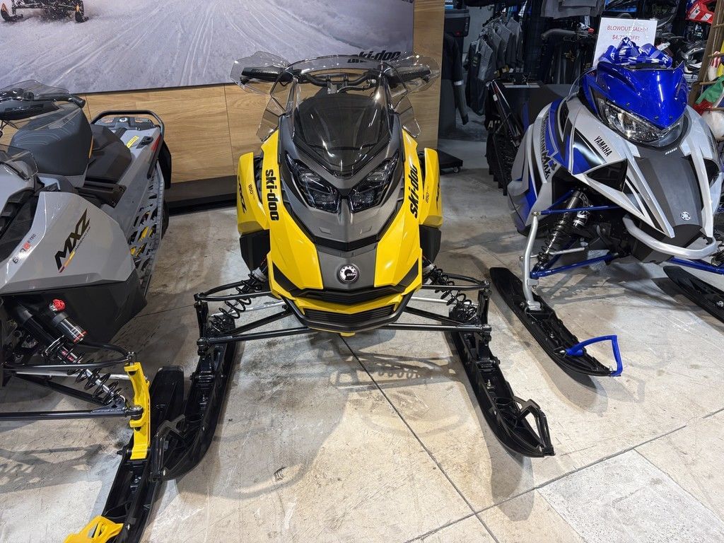 New Ski-Doo MXZ Adrenaline 850 ETEC129 RipSaw 125Yellow 2025