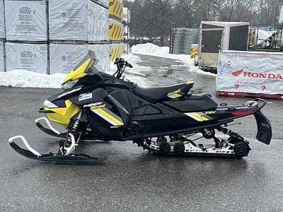 BOATZON | Ski-Doo MXZ Blizzard Ice Ripper XT 125 Rotax 850 ETEC REV Gen4 Black  Sunburs 2018