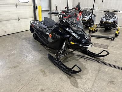 BOATZON | Ski-Doo MXZ TNT Rotax 850 ETEC Ice Ripper XT 125 Black 2020