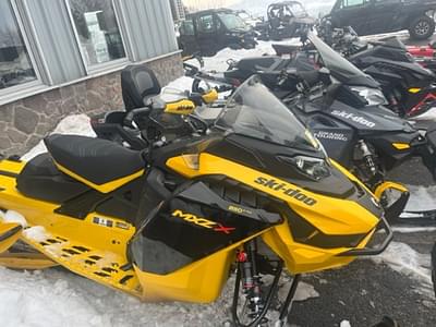 BOATZON | Ski-Doo MXZ X 850 ETEC 137 RipSaw 1251025 inYellow 2025