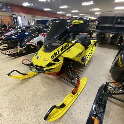 BOATZON | Ski-Doo MXZ XRS Rotax 600R ETEC Ice R XT 15 Yellow 2020