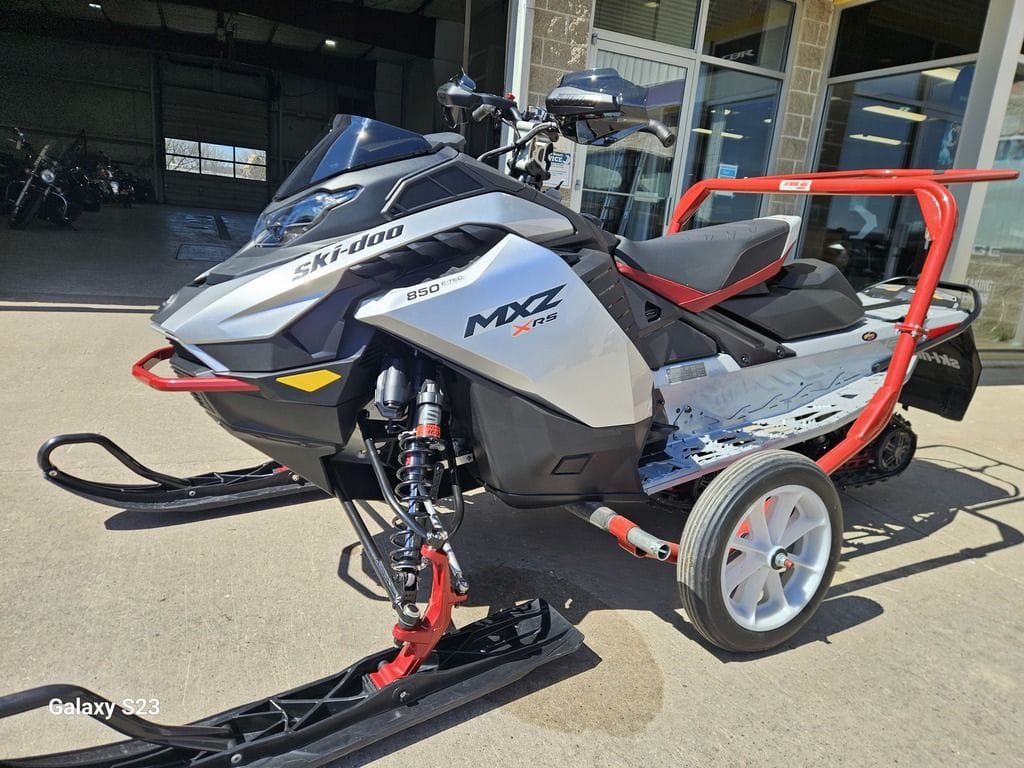 Used Ski-Doo MXZ XRS Rotax 850 ETEC 129 RipSaw 125 Shox 1025