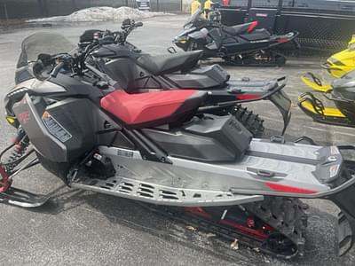 BOATZON | Ski-Doo MXZ XRS Rotax 850 ETEC Ice R1025SmartS  TX  Red 2023