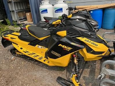BOATZON | Ski-Doo MXZ XRS with Competition Package Rotax 850 ETEC Turbo R SS Ripsaw II 1 2024