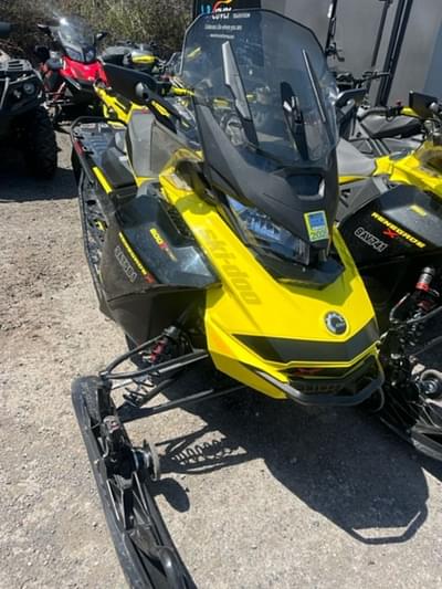 BOATZON | Ski-Doo Renegade X Rotax 600R ETEC Ice Rip XT 125 Black 2022