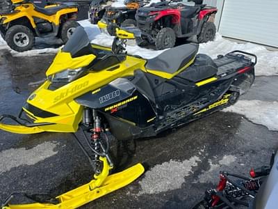 BOATZON | Ski-Doo Renegade XRS Rotax 850 ETEC SS Ripsaw 125 72 Yellow 2022