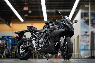 BOATZON | Suzuki GSX8R 2025