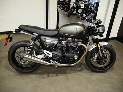 BOATZON | Triumph Speed Twin 1200 Matte IronstoneMatte Storm Grey 2024