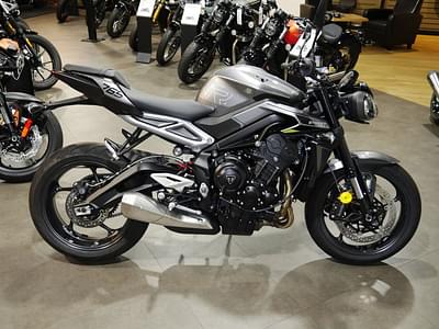 BOATZON | Triumph Street Triple 765 R Silver Ice 2024 BOATZON | Triumph Street Triple 765 R Silver Ice 2024