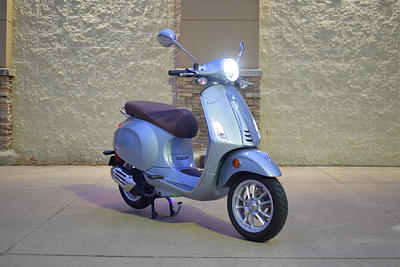 BOATZON | Vespa Primavera 50 2022