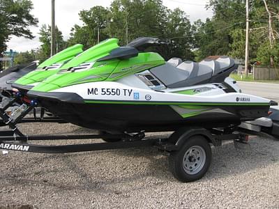 BOATZON | YAMAHA FX Cruiser High Output 18 2016 BOATZON | YAMAHA FX Cruiser High Output 18 2016