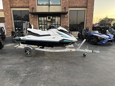 BOATZON | Yamaha Marine VX1050GB 2025