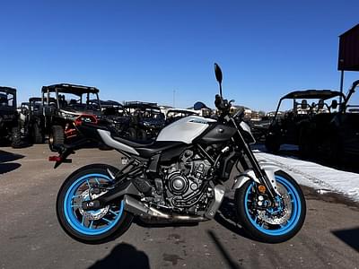 BOATZON | Yamaha MT07 2025